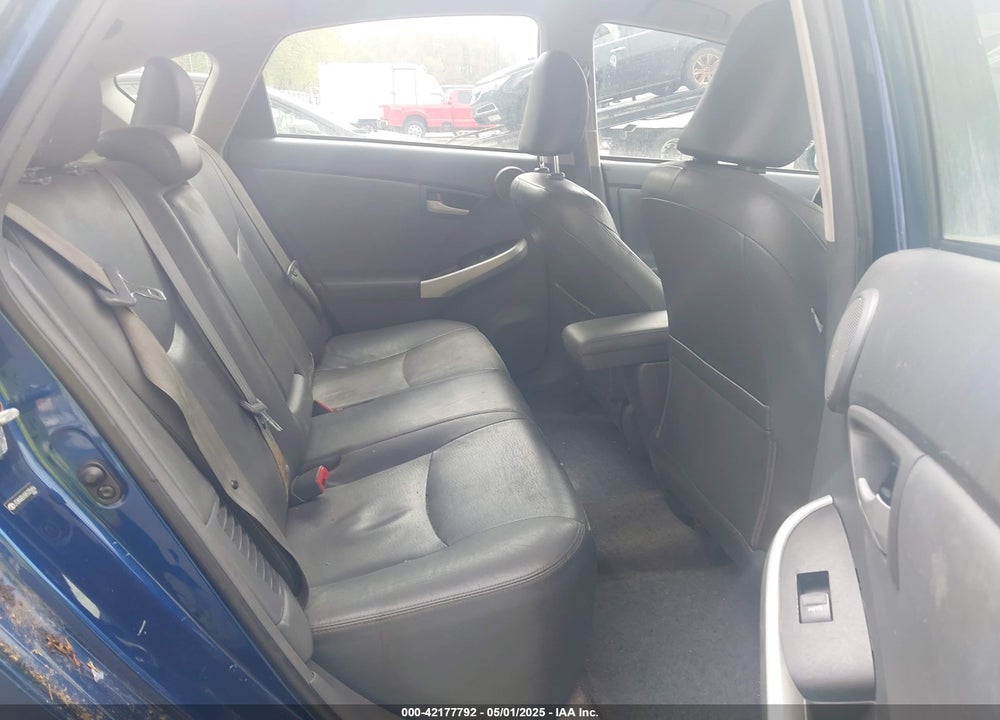 2011 TOYOTA PRIUS VIN: JTDKN3DU5B5335656
