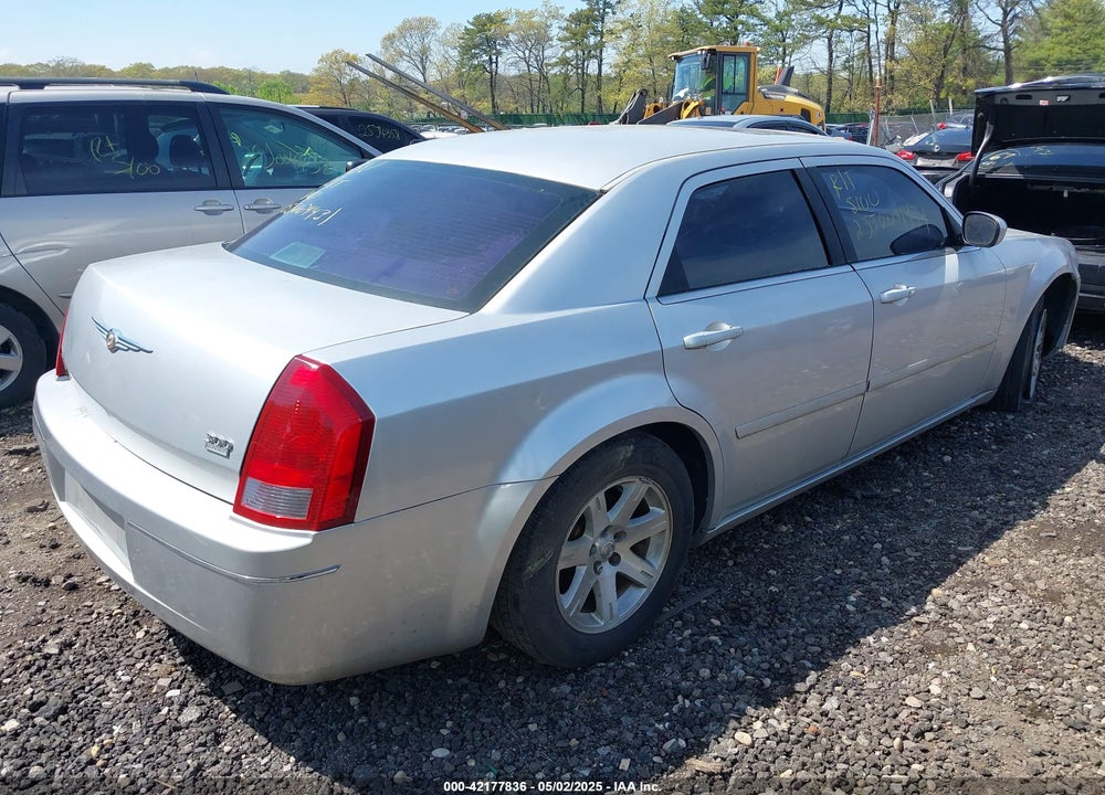 2005 CHRYSLER 300 TOURING VIN: 2C3JA53G75H685774