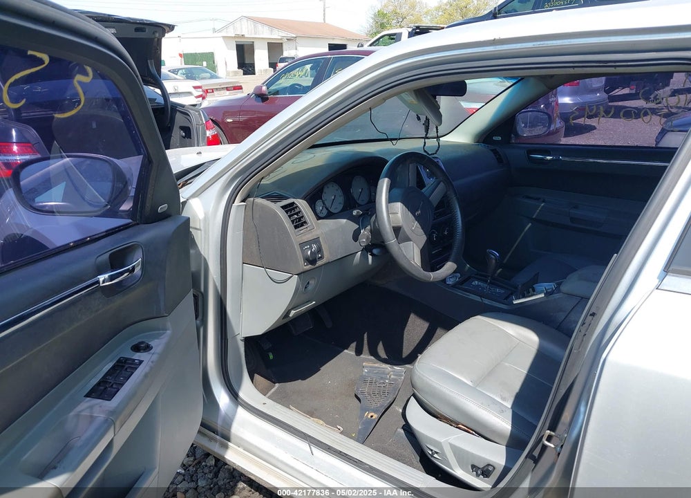 2005 CHRYSLER 300 TOURING VIN: 2C3JA53G75H685774