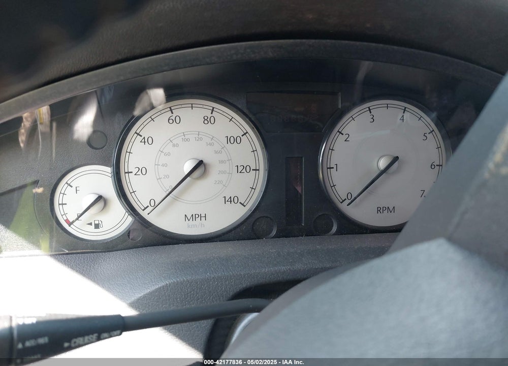 2005 CHRYSLER 300 TOURING VIN: 2C3JA53G75H685774