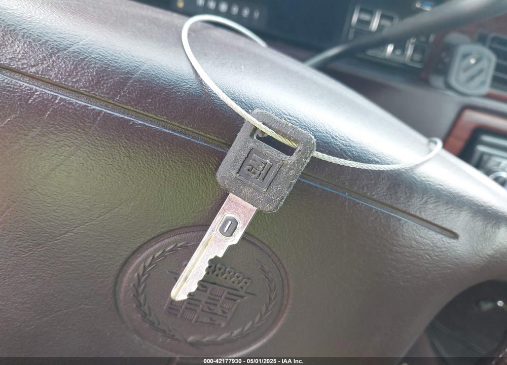 1994 CADILLAC DEVILLE VIN: 1G6KD52BXRU244174