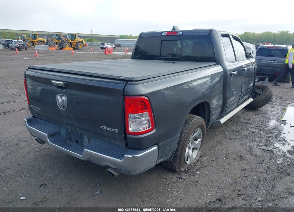 2020 RAM 1500 BIG HORN 4X4 6'4 BOX VIN: 1C6SRFBT3LN414588