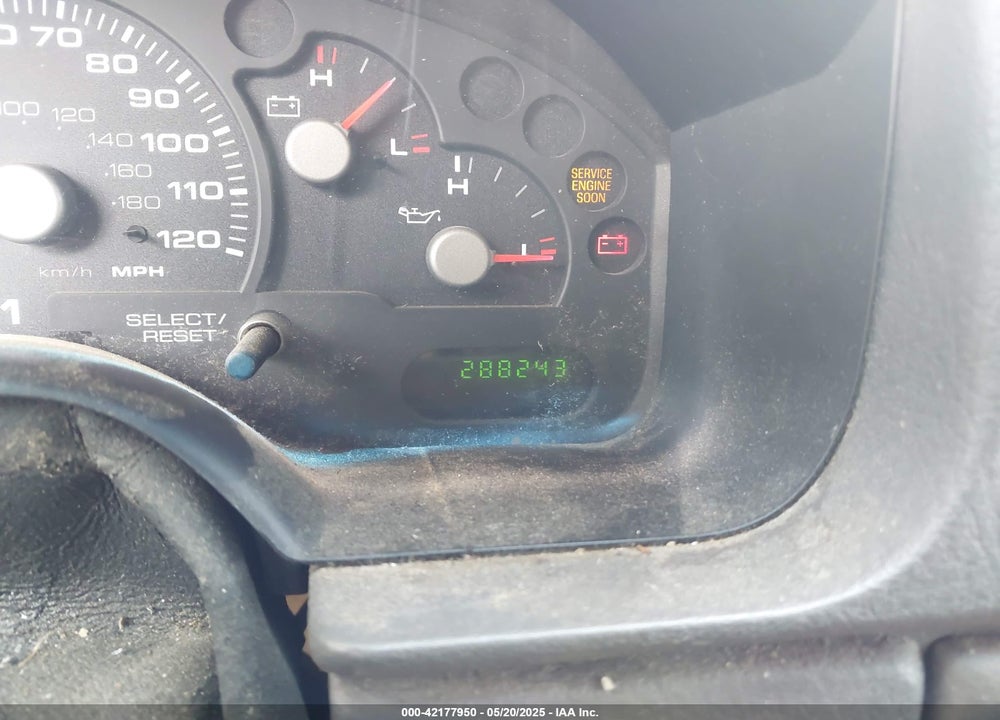 2003 FORD EXPLORER XLS VIN: 1FMZU62K83UB62366