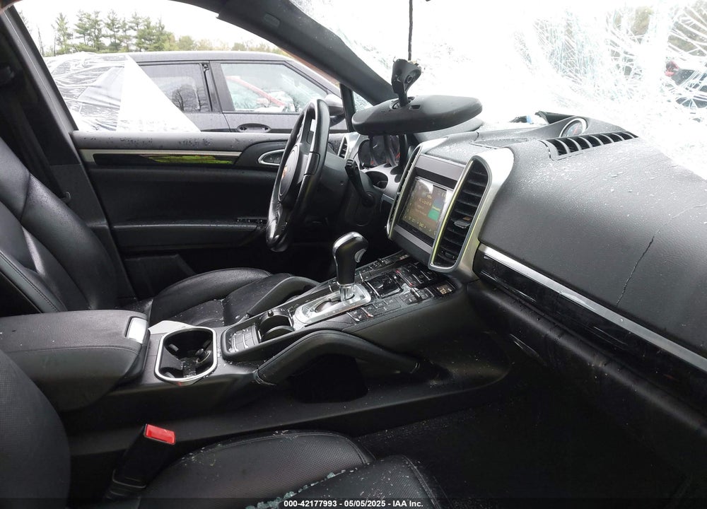 2014 PORSCHE CAYENNE VIN: WP1AA2A24ELA97043