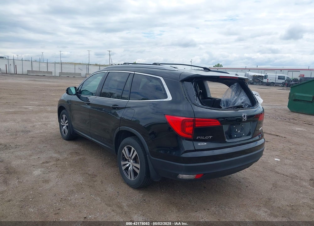 2017 HONDA PILOT VIN: 5FNYF6H51HB045854