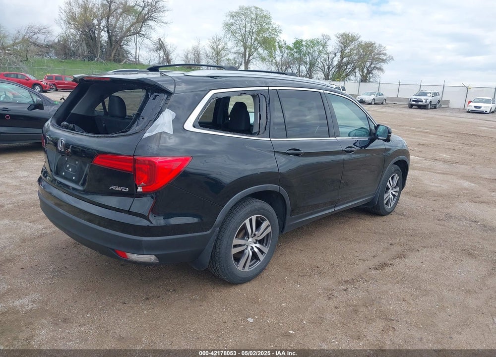 2017 HONDA PILOT VIN: 5FNYF6H51HB045854
