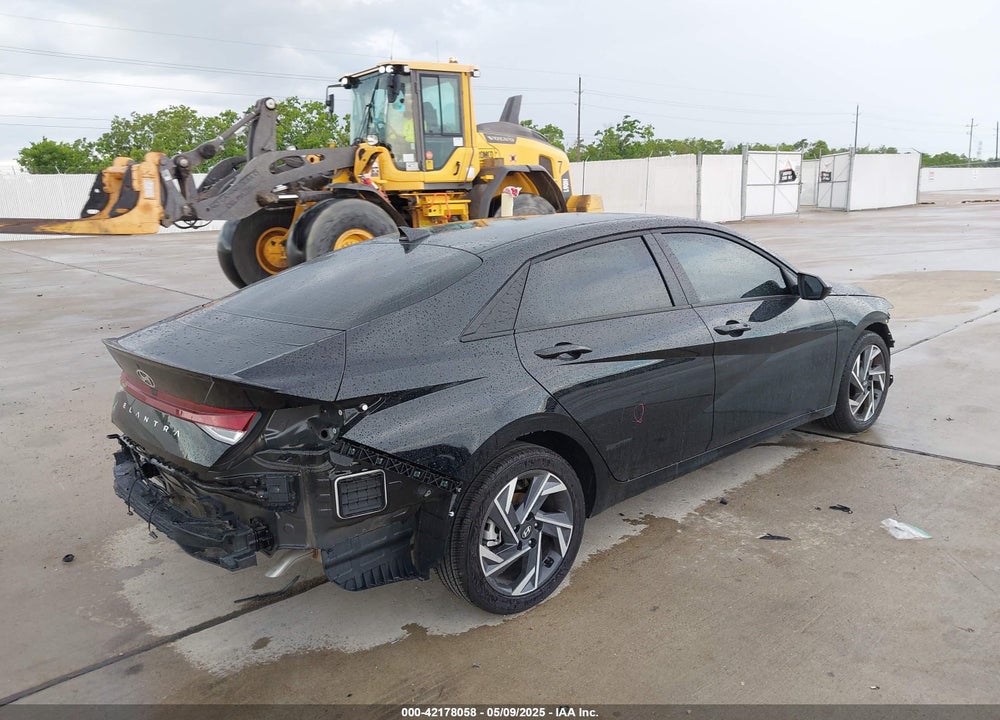 2025 HYUNDAI ELANTRA VIN: KMHLM4DG4SU960686