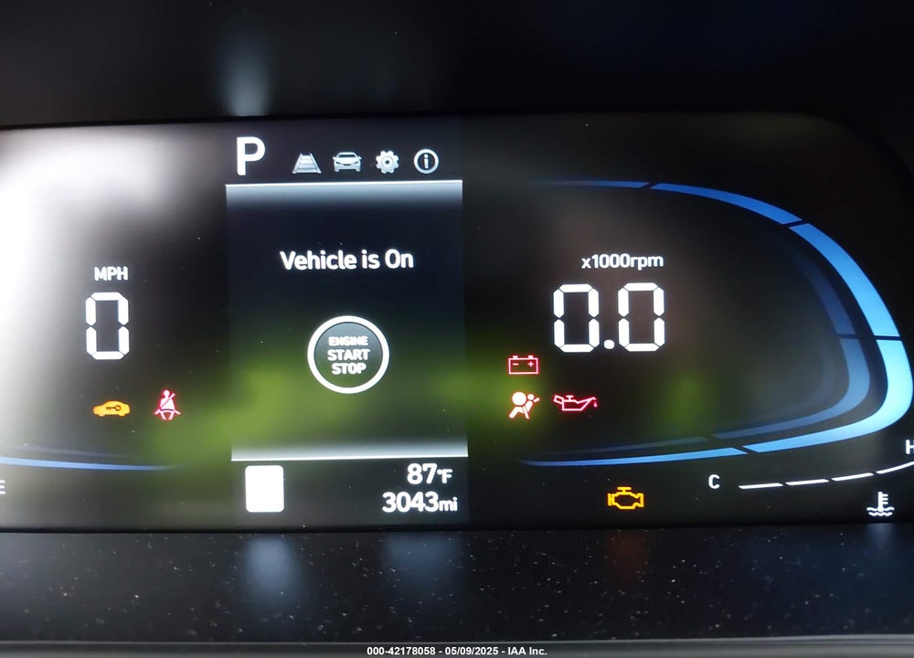 2025 HYUNDAI ELANTRA VIN: KMHLM4DG4SU960686