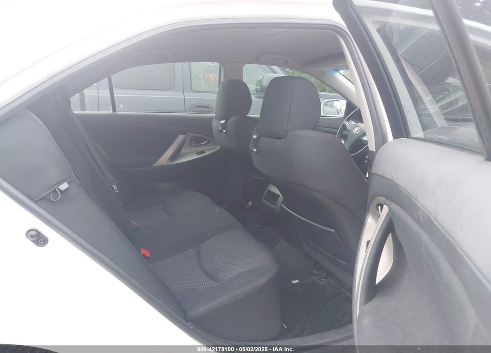 2011 TOYOTA CAMRY SE VIN: 4T1BF3EK9BU678725