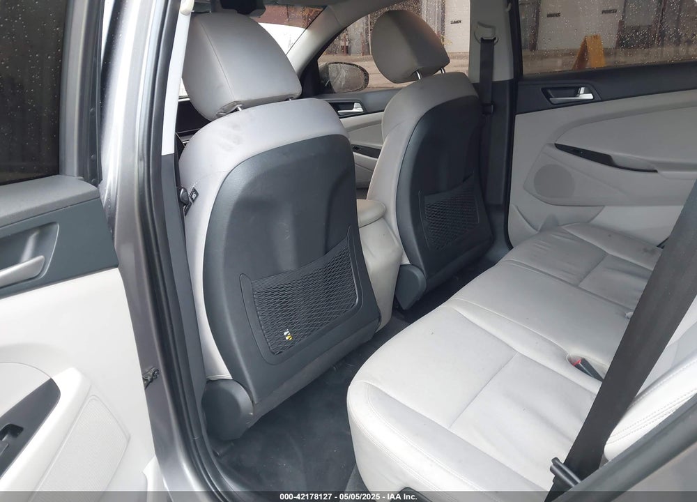 2020 HYUNDAI TUCSON SE VIN: KM8J23A43LU115525