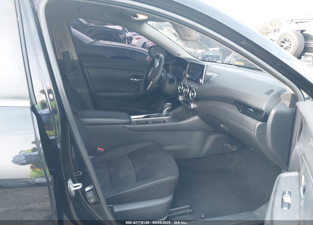 2022 NISSAN SENTRA SV XTRONIC CVT VIN: 3N1AB8CV7NY230672