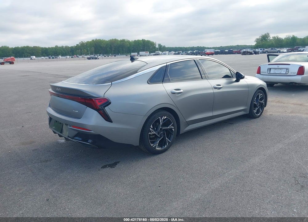2025 KIA K5 VIN: KNAG64J76S5275763
