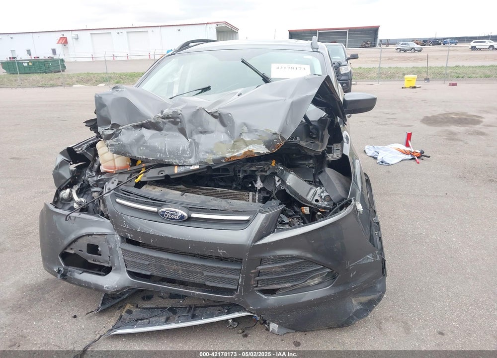 2016 FORD ESCAPE SE VIN: 1FMCU9G95GUA84700