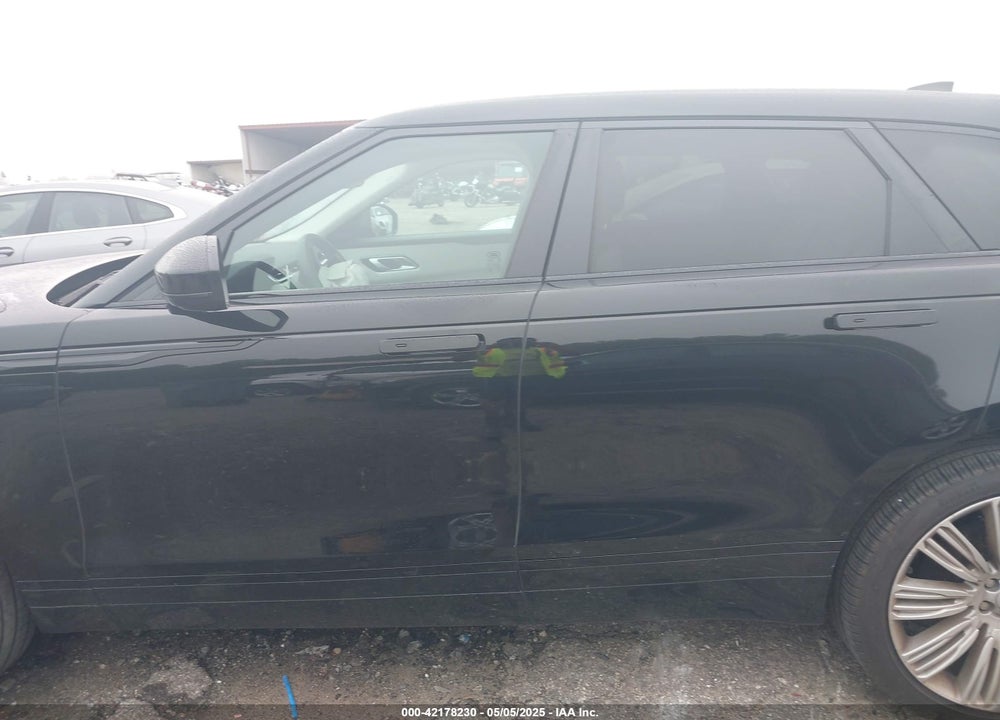 2023 LAND ROVER RANGE ROVER VELAR VIN: SALYT2EU8PA353164