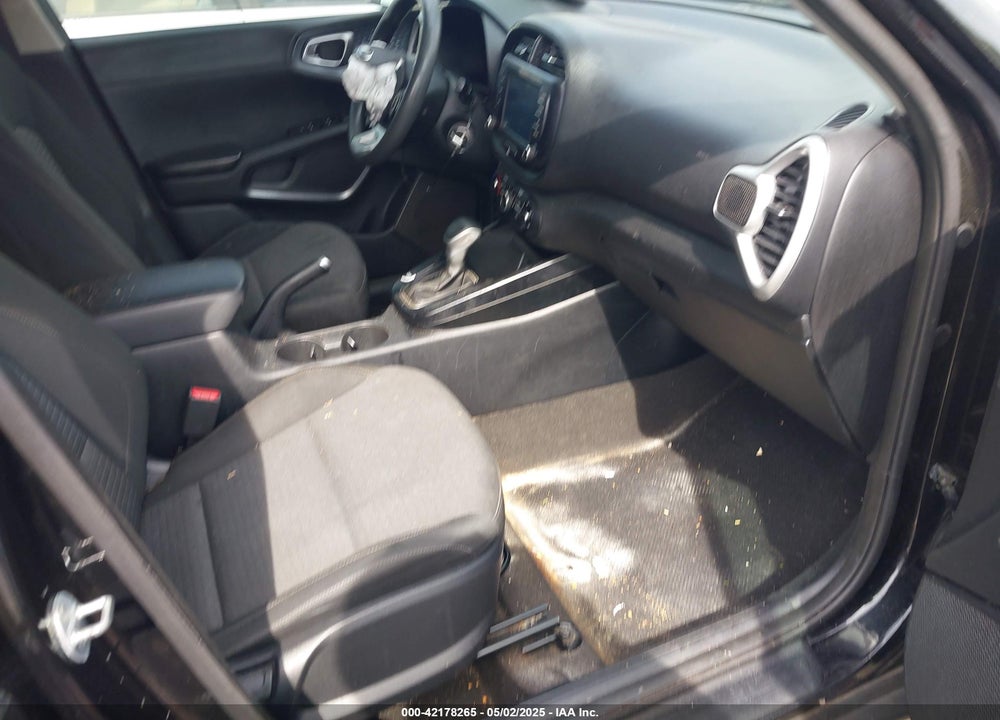 2021 KIA SOUL !/+/S VIN: KNDJ23AU4M7768305