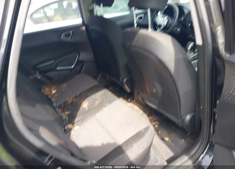 2021 KIA SOUL !/+/S VIN: KNDJ23AU4M7768305