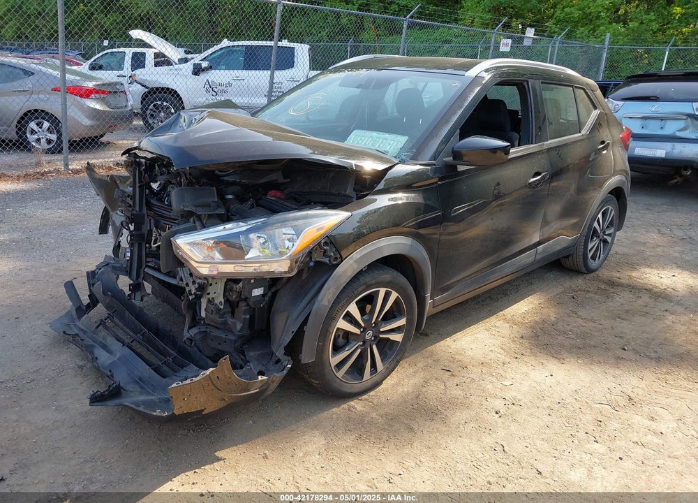 2019 NISSAN KICKS SV VIN: 3N1CP5CU0KL477623