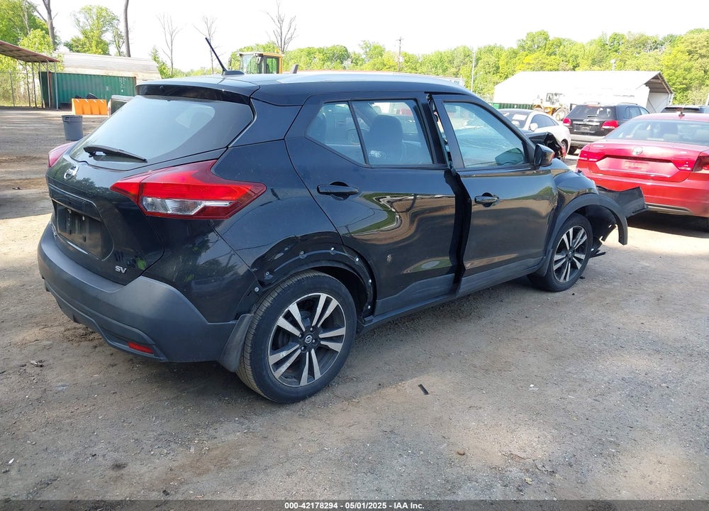 2019 NISSAN KICKS SV VIN: 3N1CP5CU0KL477623
