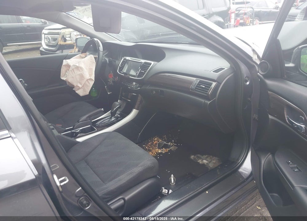 2017 HONDA ACCORD EX VIN: 1HGCR2F75HA006340