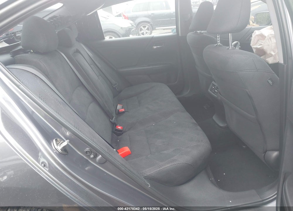 2017 HONDA ACCORD EX VIN: 1HGCR2F75HA006340
