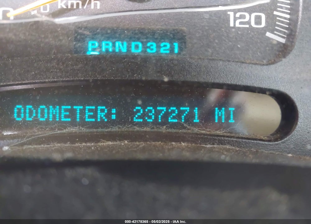 2005 CHEVROLET SUBURBAN 1500 Z71 VIN: 3GNFK16Z15G258117