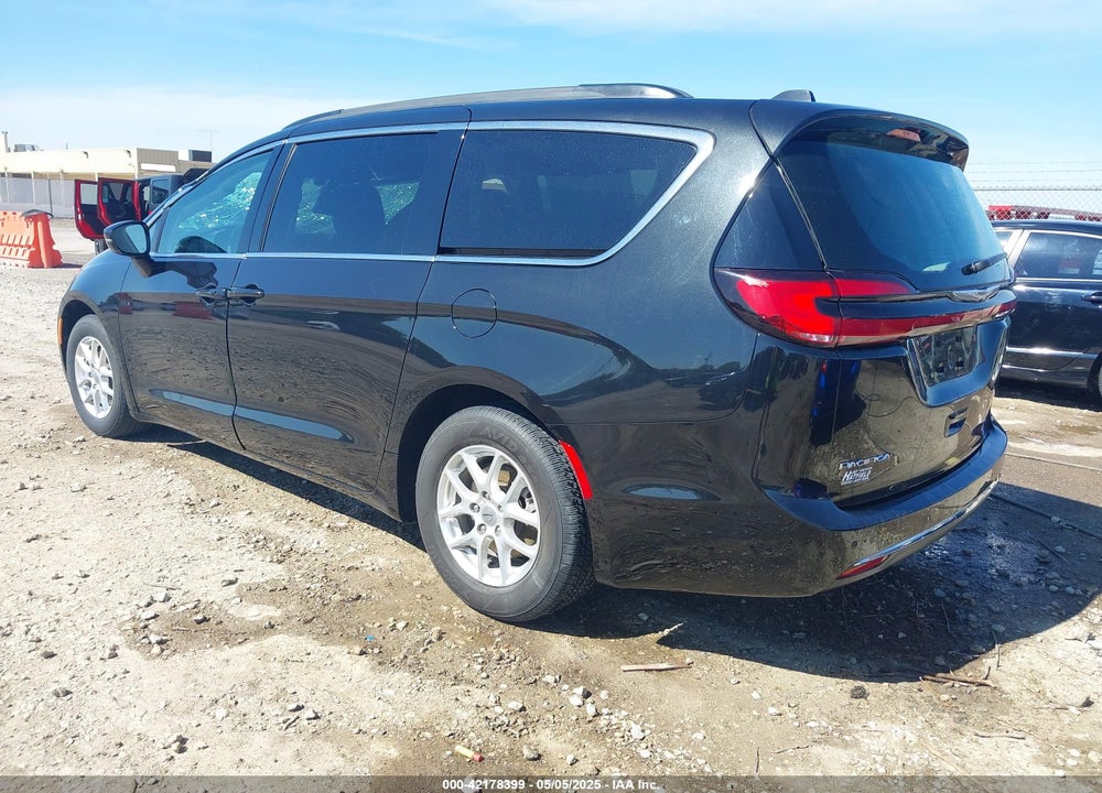 2022 CHRYSLER PACIFICA TOURING L VIN: 2C4RC1BGXNR142495
