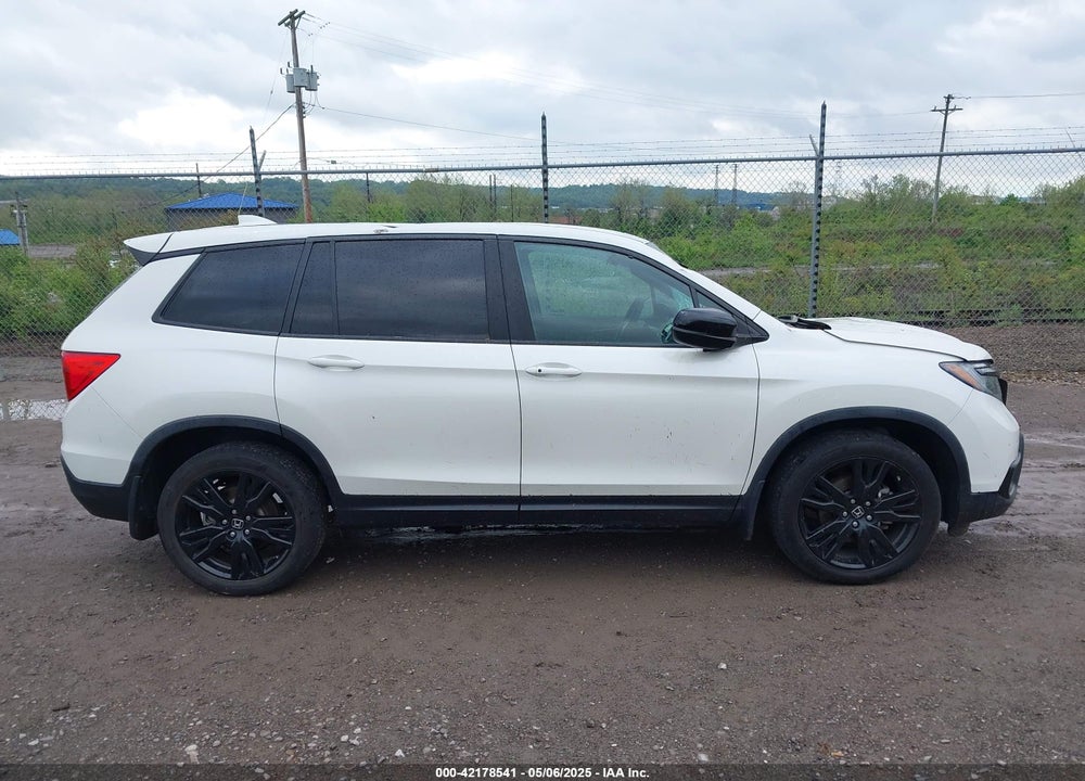 2019 HONDA PASSPORT SPORT VIN: 5FNYF8H28KB010303