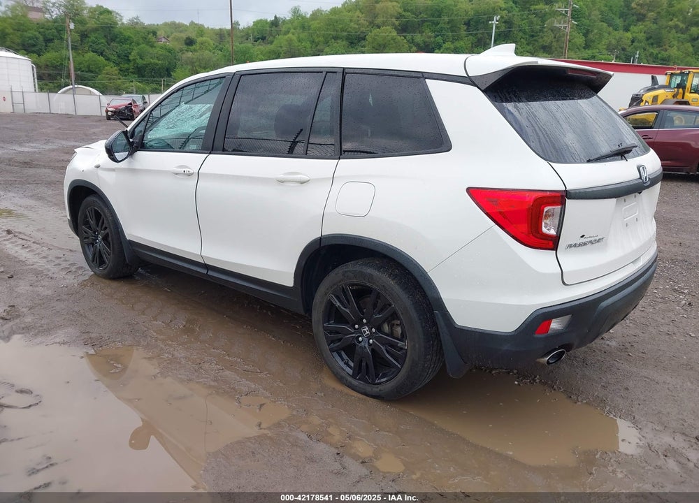 2019 HONDA PASSPORT SPORT VIN: 5FNYF8H28KB010303