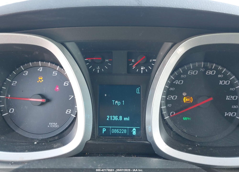 2011 CHEVROLET EQUINOX VIN: 2GNALBEC3B1146465