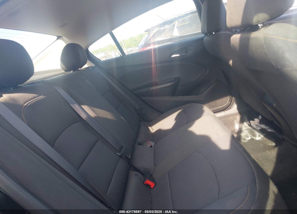 2018 CHEVROLET CRUZE VIN: 1G1BC5SM7J7122417