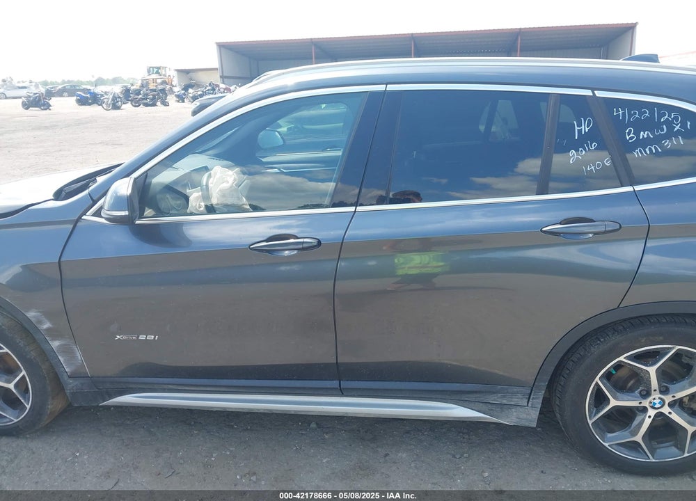 2016 BMW X1 VIN: WBXHT3C34G5E47922