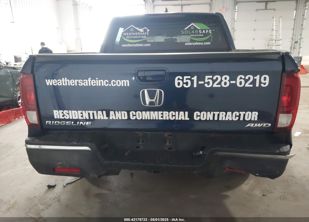 2017 HONDA RIDGELINE VIN: 5FPYK3F48HB039447