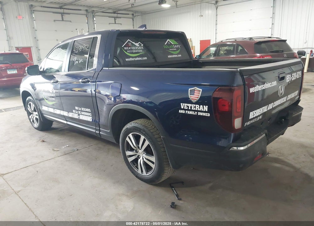 2017 HONDA RIDGELINE VIN: 5FPYK3F48HB039447