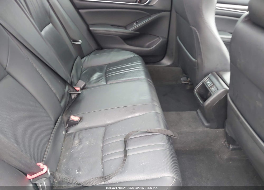 2021 HONDA ACCORD VIN: 1HGCV1F43MA008464