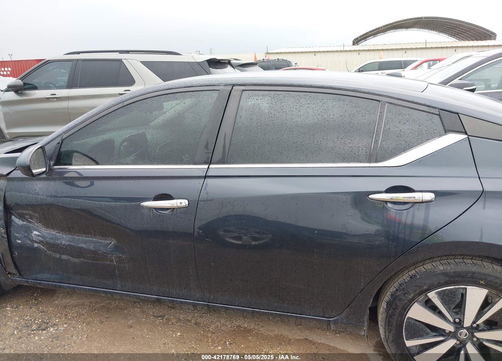 2022 NISSAN ALTIMA VIN: 1N4BL4DVXNN324148