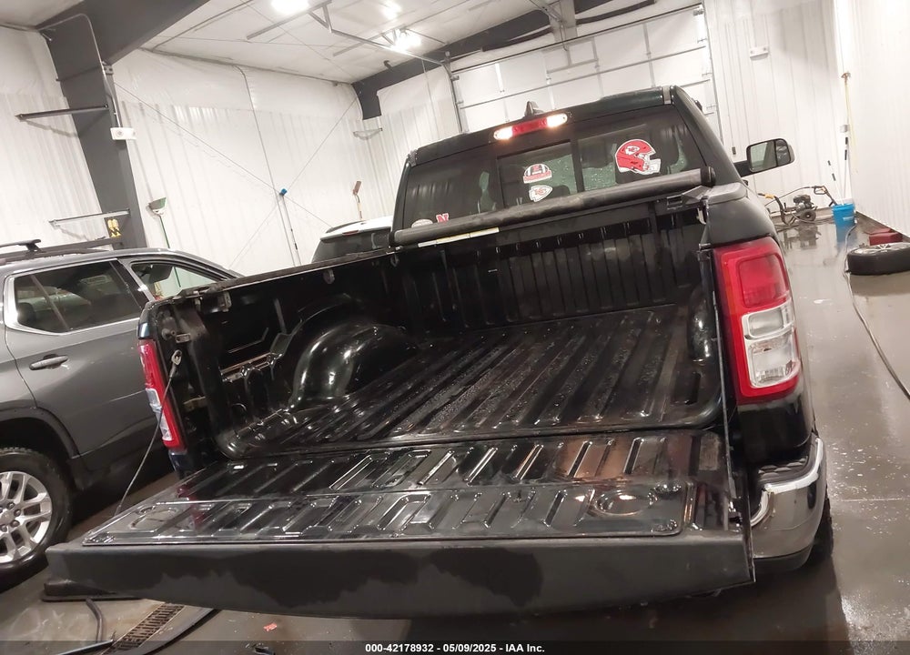 2019 RAM 1500 BIG HORN/LONE STAR 4X4 5'7 BOX VIN: 1C6SRFFT3KN625461
