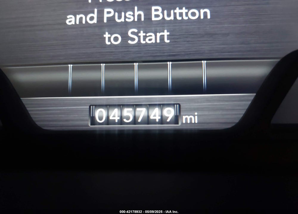 2019 RAM 1500 BIG HORN/LONE STAR 4X4 5'7 BOX VIN: 1C6SRFFT3KN625461