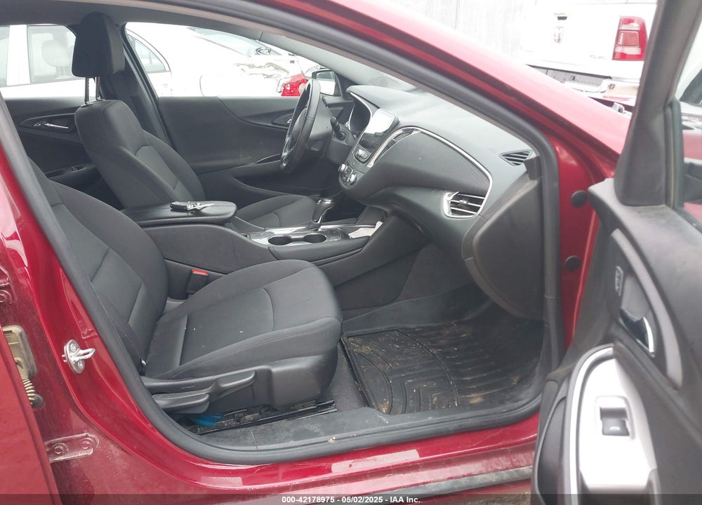 2017 CHEVROLET MALIBU VIN: 1G1ZE5ST4HF146707