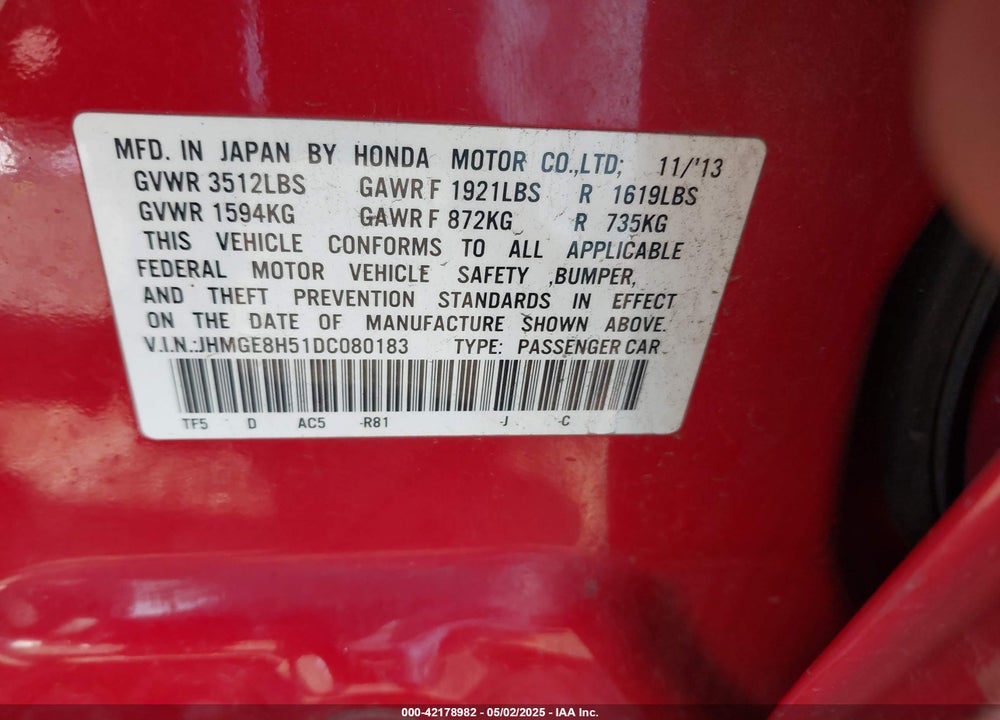 2013 HONDA FIT SPORT VIN: JHMGE8H51DC080183