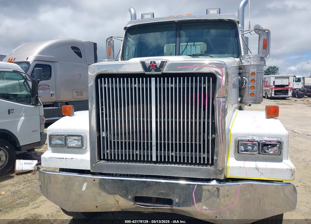 2012 WESTERN STAR/AUTO CAR CONVENTIONAL 4900FA VIN: 5KJJAEDRXCPBK8383