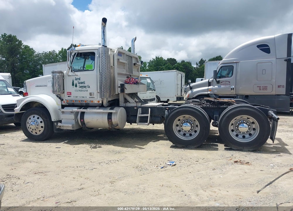 2012 WESTERN STAR/AUTO CAR CONVENTIONAL 4900FA VIN: 5KJJAEDRXCPBK8383