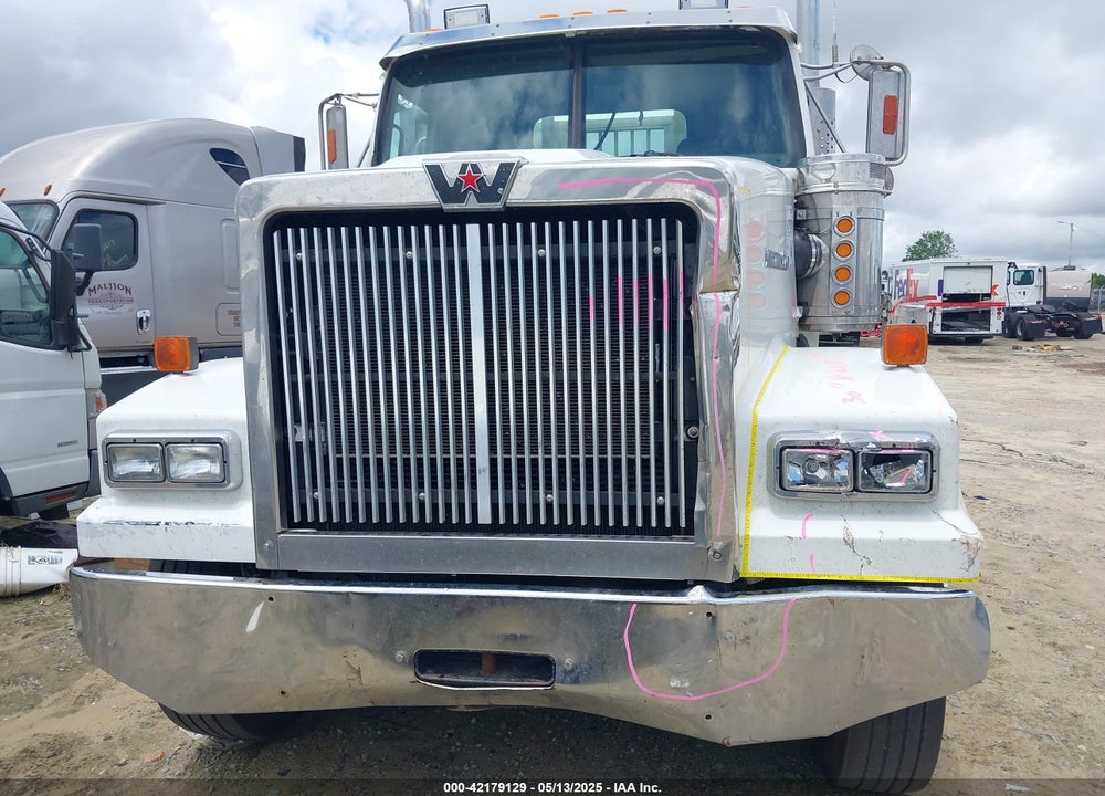 2012 WESTERN STAR/AUTO CAR CONVENTIONAL 4900FA VIN: 5KJJAEDRXCPBK8383