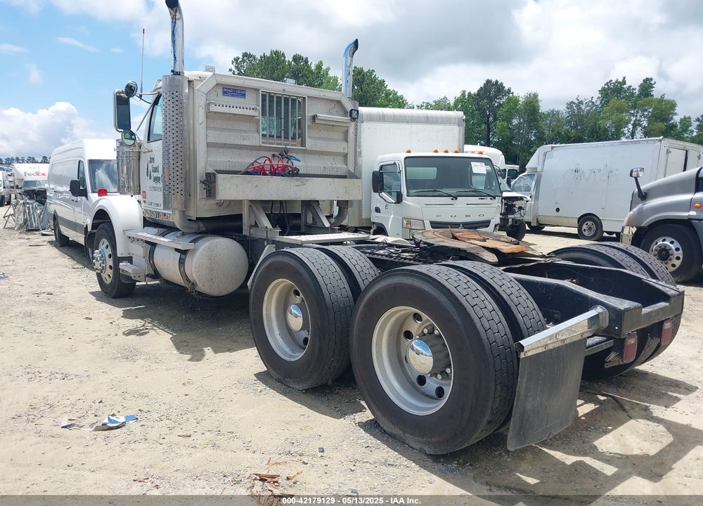 2012 WESTERN STAR/AUTO CAR CONVENTIONAL 4900FA VIN: 5KJJAEDRXCPBK8383