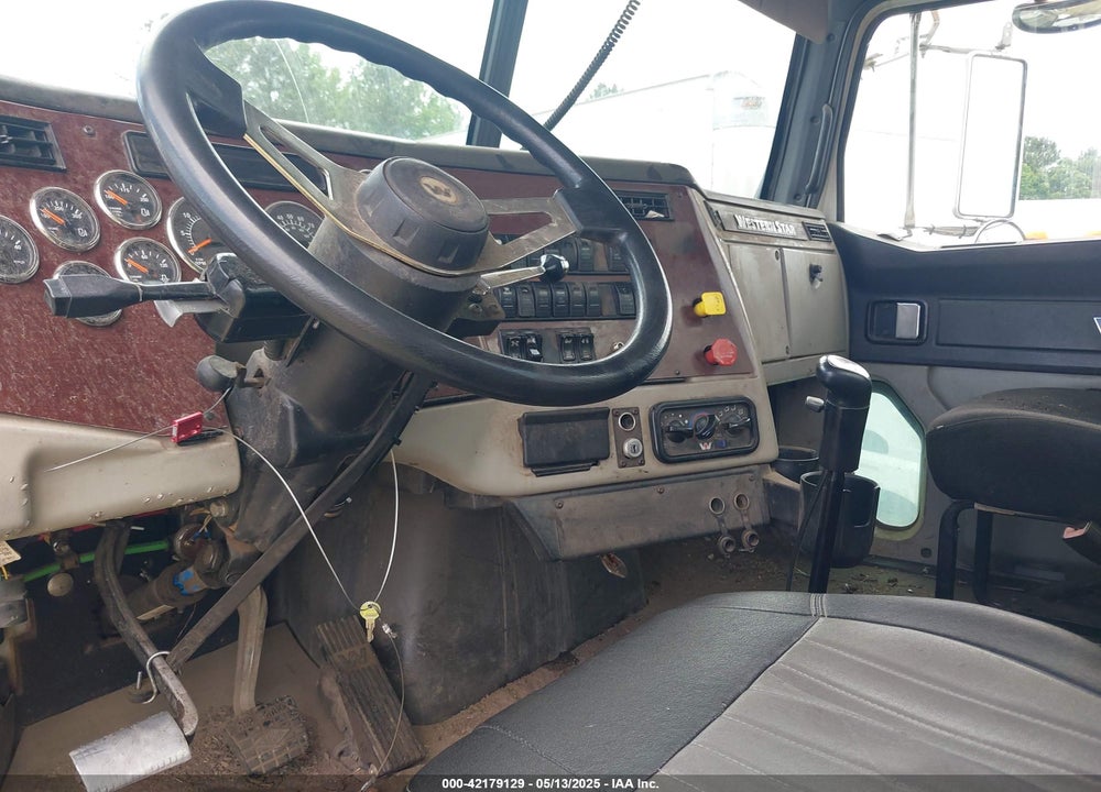 2012 WESTERN STAR/AUTO CAR CONVENTIONAL 4900FA VIN: 5KJJAEDRXCPBK8383