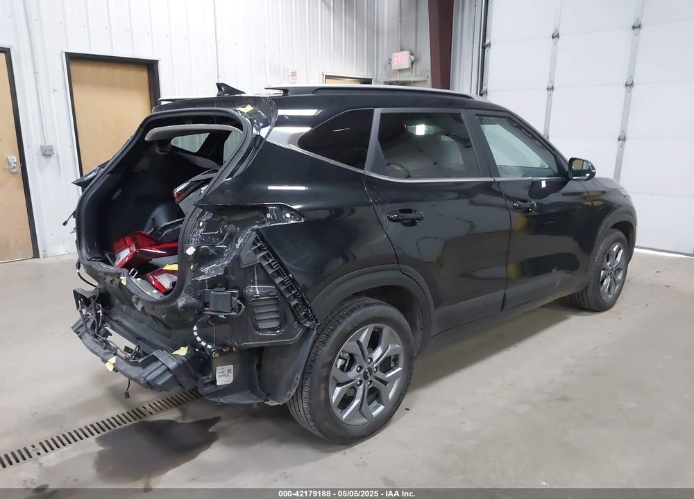 2024 KIA SELTOS VIN: KNDEU2AA4R7527234