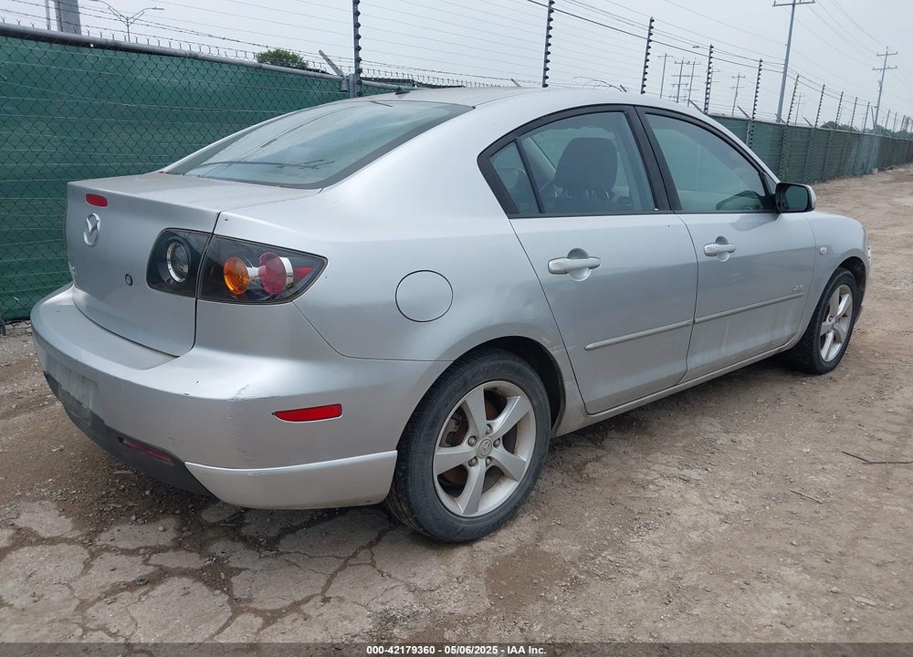 2005 MAZDA 3 S VIN: JM1BK323651263896