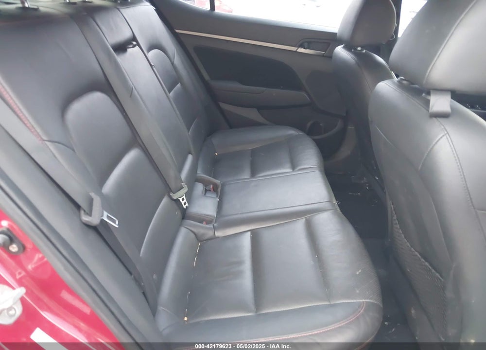 2018 HYUNDAI ELANTRA VIN: KMHD04LB7JU482753