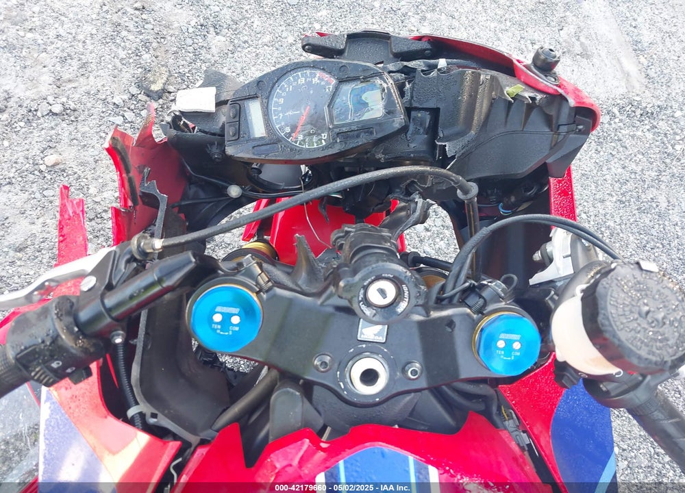 2024 HONDA CBR600 RR VIN: JH2PC40J8RK100295