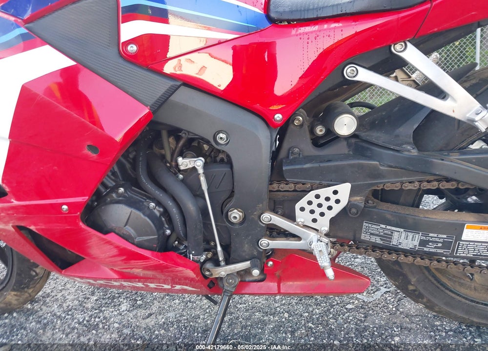 2024 HONDA CBR600 RR VIN: JH2PC40J8RK100295