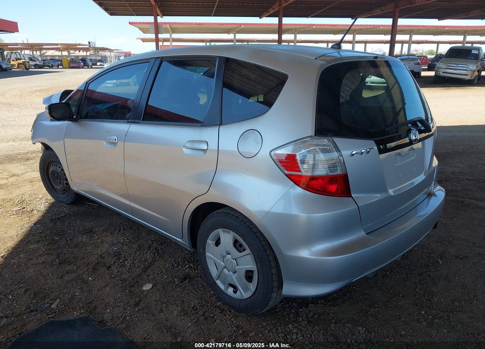 2013 HONDA FIT VIN: JHMGE8H34DC045393